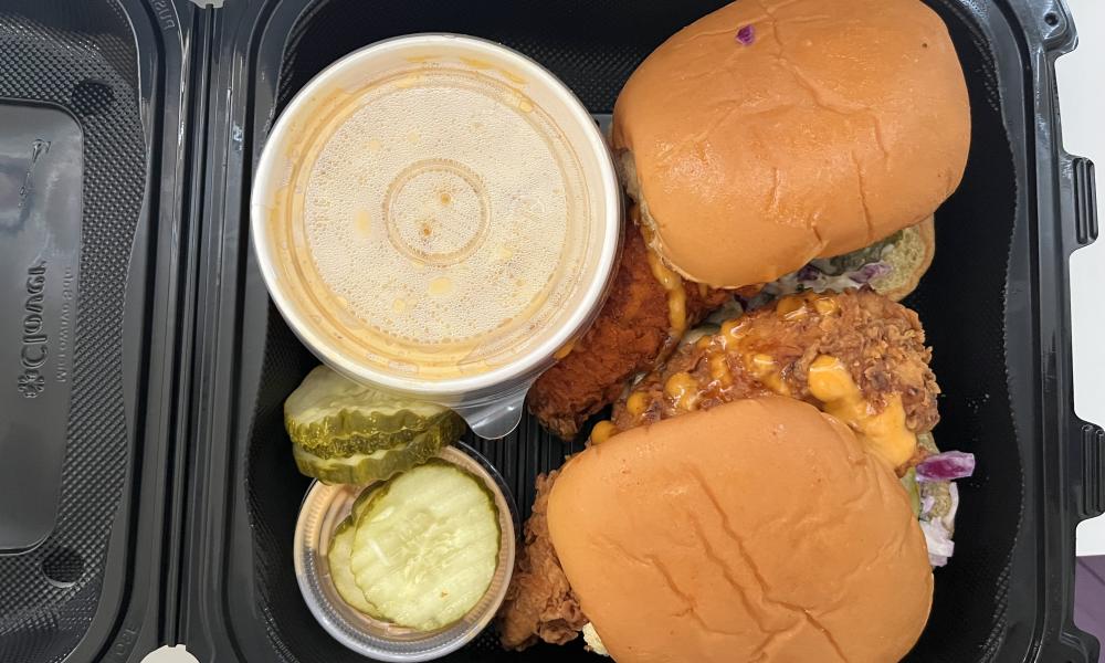 Dave's #2: 2 Sliders w/ Fries
